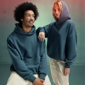 Polerón oversize premium B&C Influence Hoodie de 350 g/m², ideal para impresión DTG de alta calidad en Chile